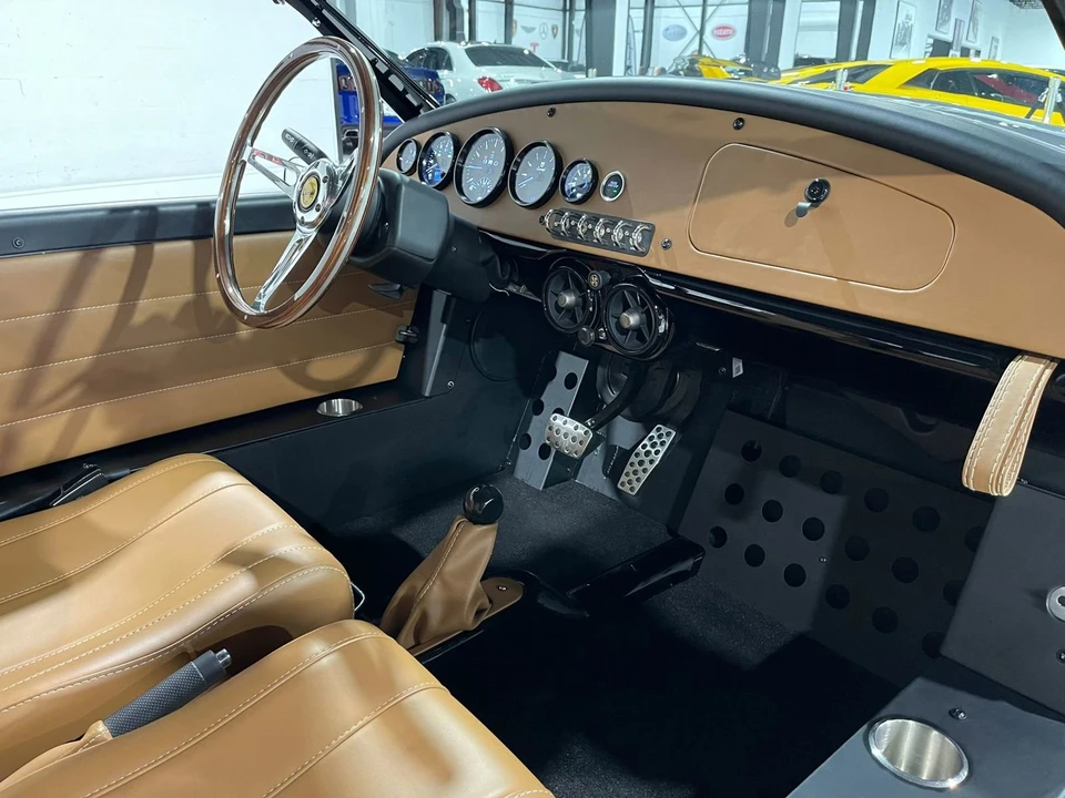 2023 Vanderhall Carmel - Image 11 of 12