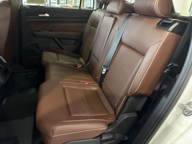 2023 Volkswagen Atlas - Image 8 of 12