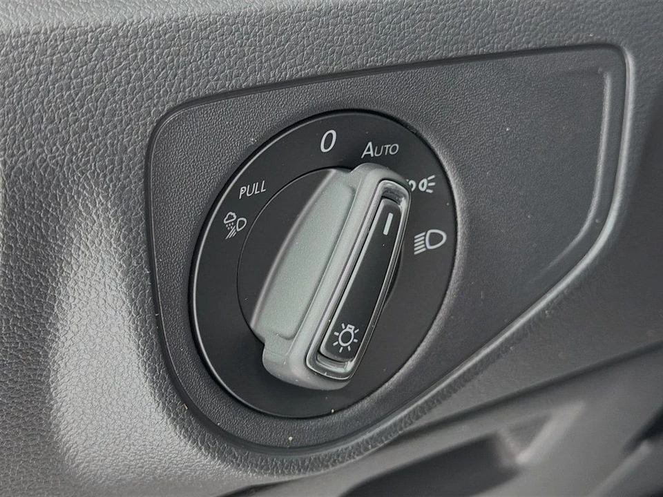 2023 Volkswagen Atlas - Image 10 of 12
