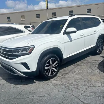 2023 Volkswagen Atlas SE Sport Utility 4D