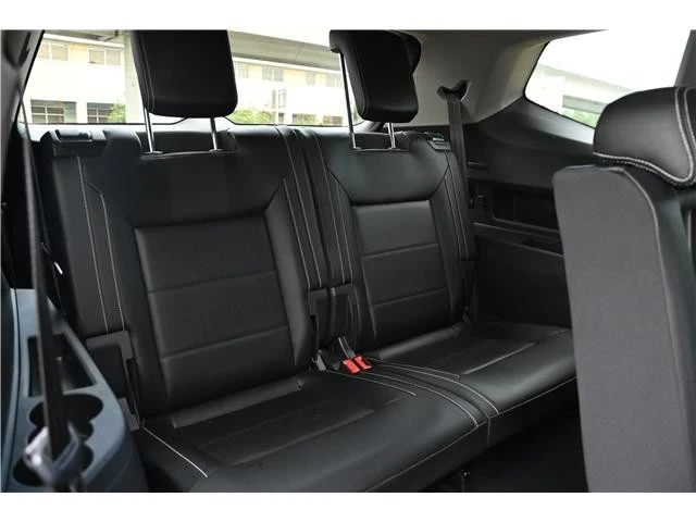 2023 Volkswagen Atlas - Image 15 of 18