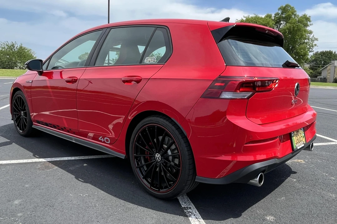 2023 Volkswagen GTI Mk8 - Image 4 of 15