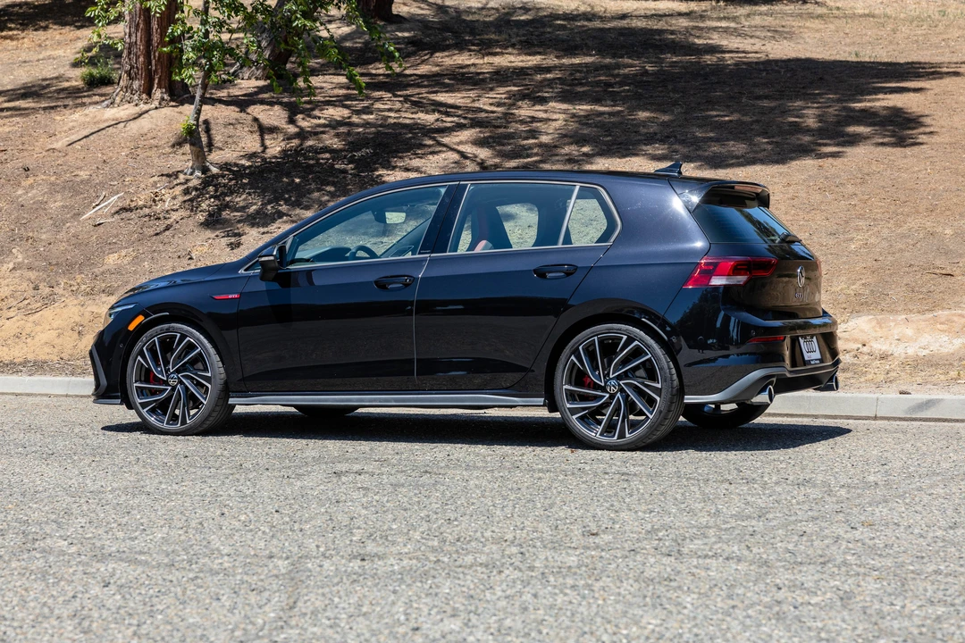 2023 Volkswagen GTI Mk8 - Image 8 of 31
