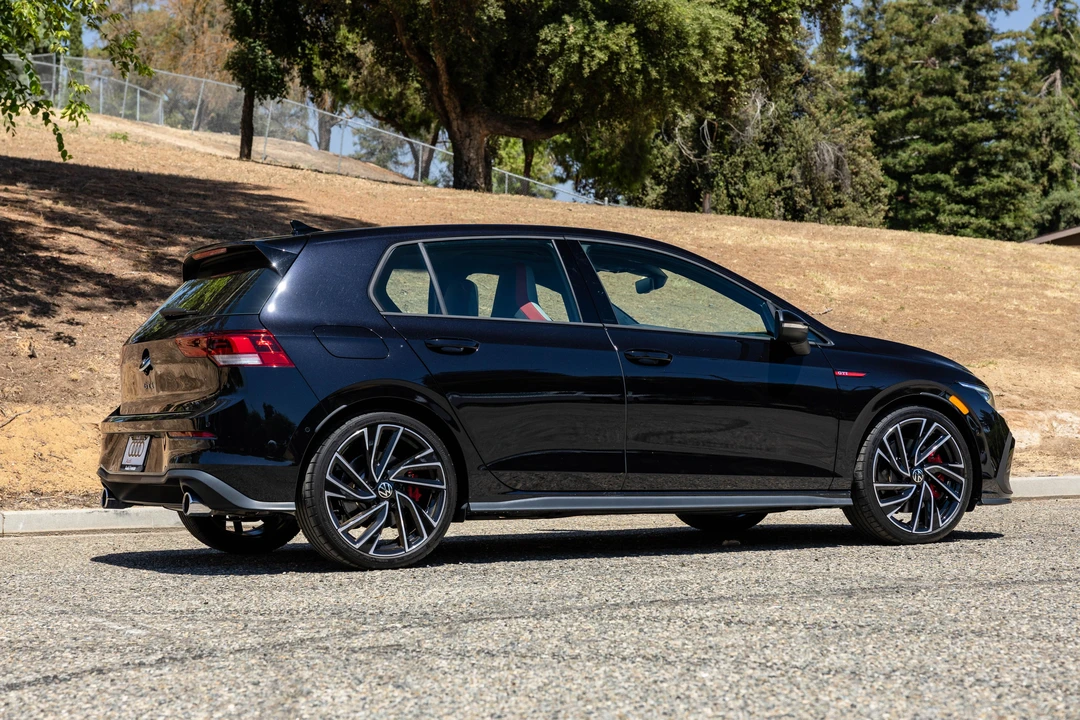 2023 Volkswagen GTI Mk8 - Image 10 of 31