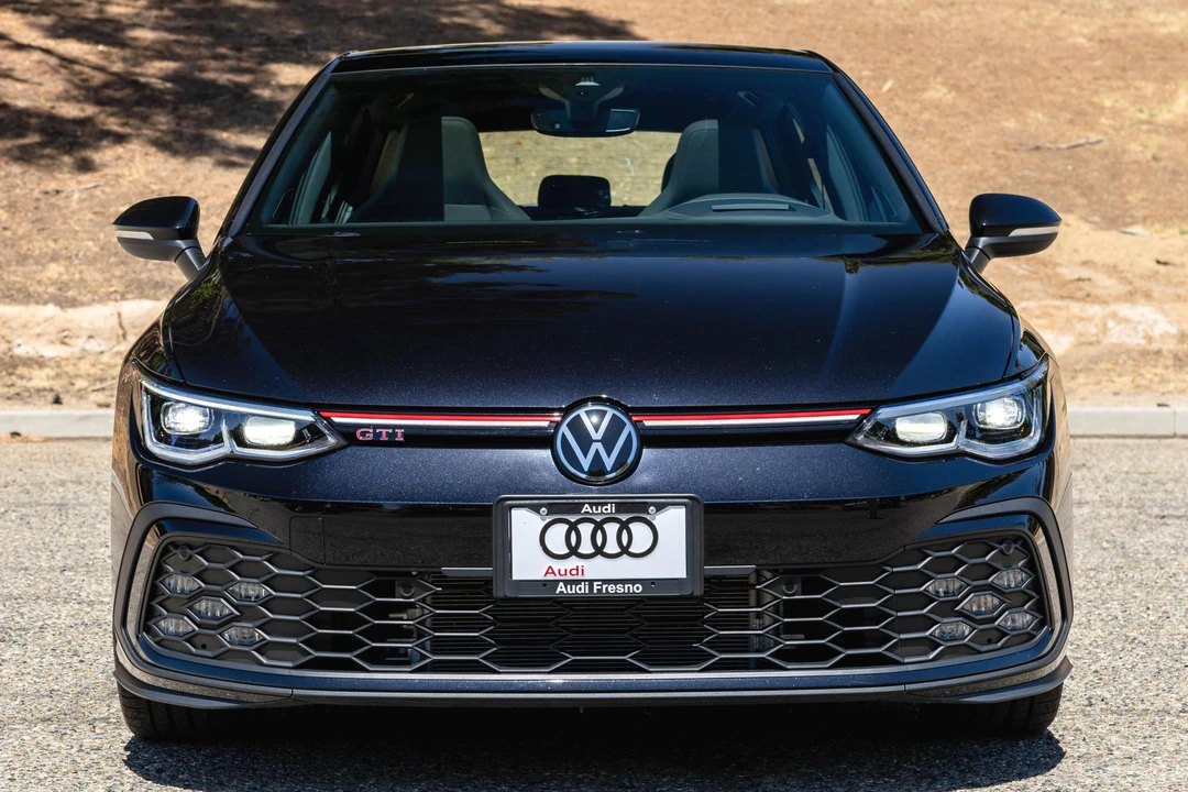 2023 Volkswagen GTI Mk8 - Image 2 of 31