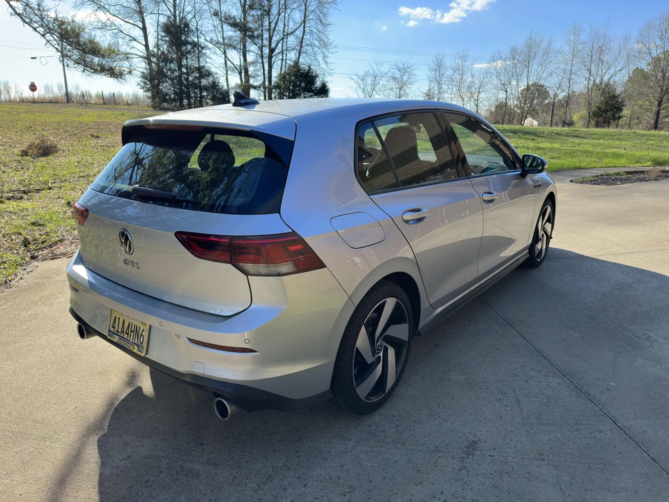 2023 Volkswagen GTI Mk8 - Image 16 of 31