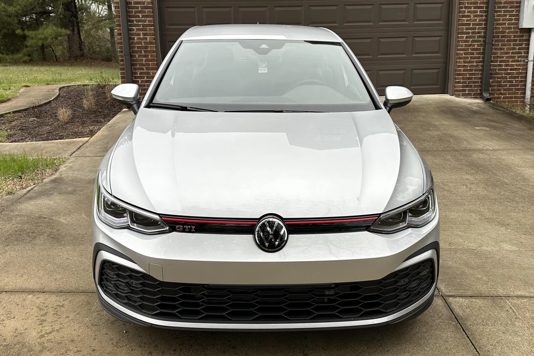 2023 Volkswagen GTI Mk8 - Image 2 of 31