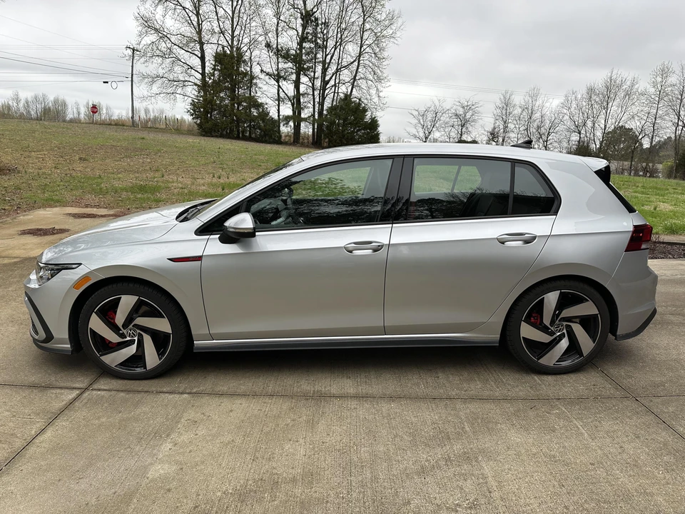 2023 Volkswagen GTI Mk8 - Image 9 of 31