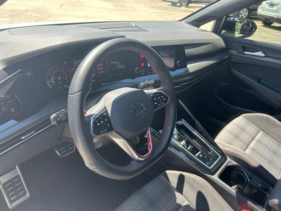 2023 Volkswagen Golf Mk8 - Image 10 of 12