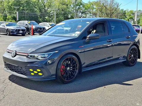 2023 Volkswagen Golf GTI 40th Anniversary Edition