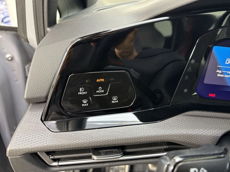 2023 Volkswagen GTI Mk8 - Image 14 of 31
