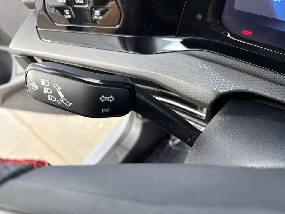 2023 Volkswagen GTI Mk8 - Image 15 of 31