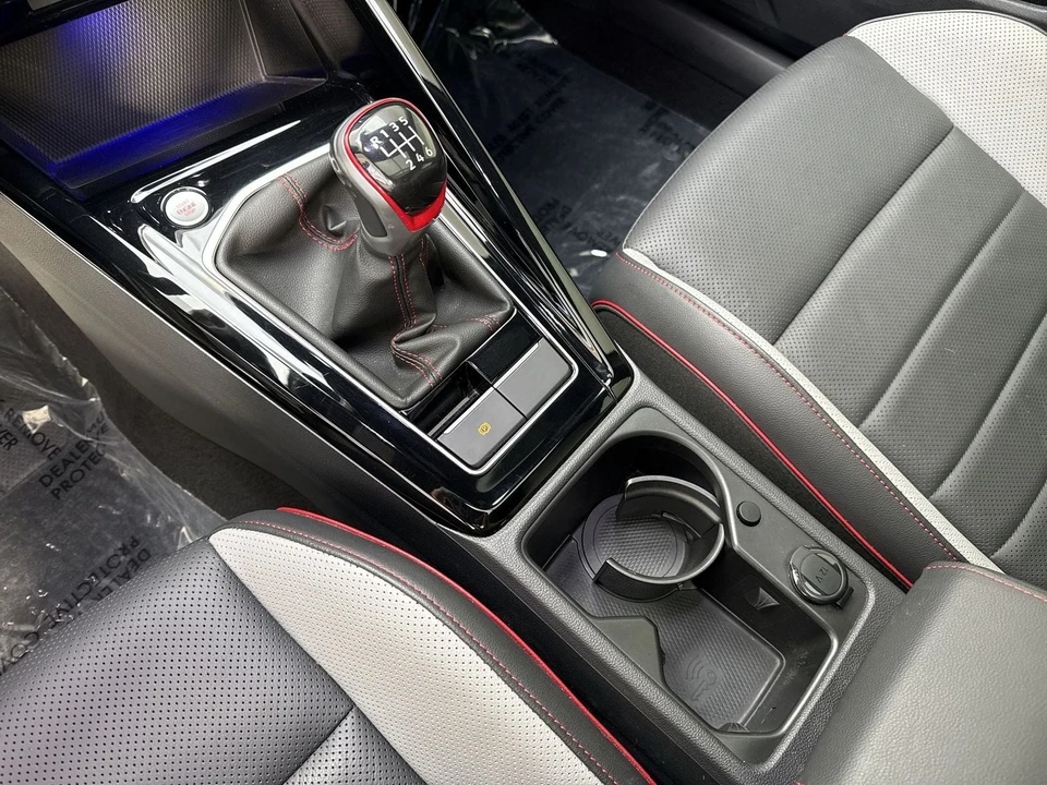 2023 Volkswagen GTI Mk8 - Image 17 of 31