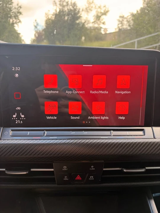2023 Volkswagen GTI Mk8 - Image 14 of 17