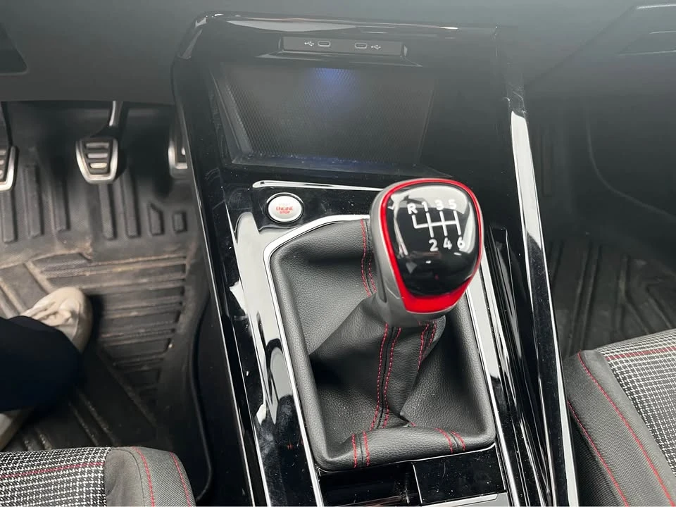 2023 Volkswagen GTI Mk8 - Image 8 of 8