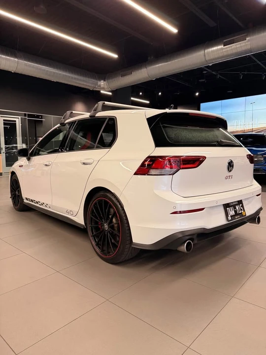 2023 Volkswagen GTI Mk8 - Image 8 of 19