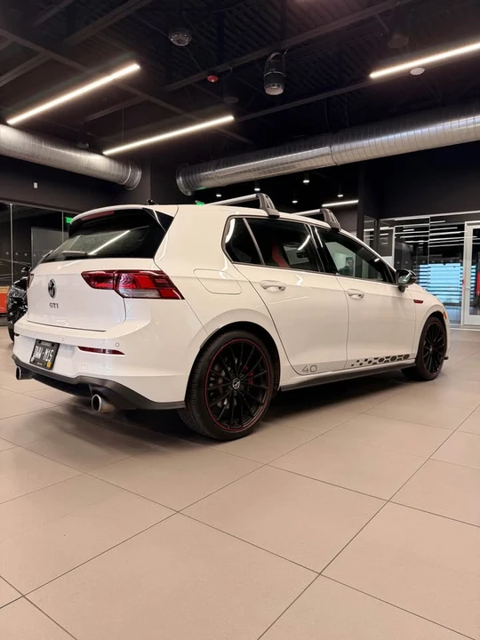 2023 Volkswagen GTI Mk8 - Image 6 of 19
