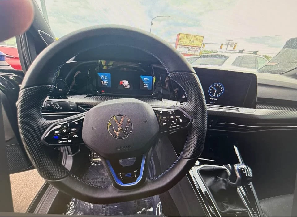 2023 Volkswagen Golf R Mk8 - Image 3 of 5