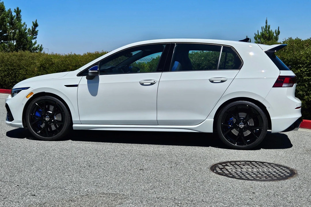 2023 Volkswagen Golf R Mk8 - Image 3 of 31