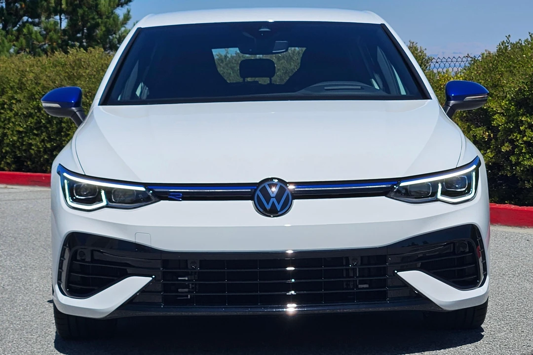 2023 Volkswagen Golf R Mk8 - Image 2 of 31