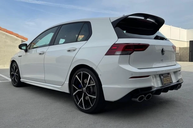 2023 Volkswagen Golf R Mk8 - Image 2 of 8