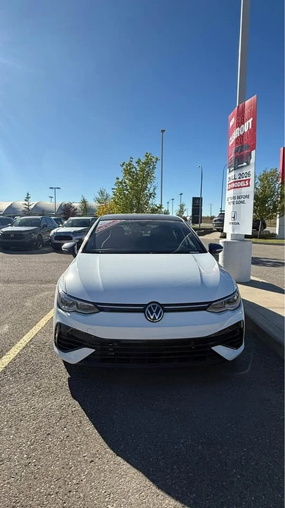 2023 Volkswagen Golf R Mk8 - Image 2 of 16