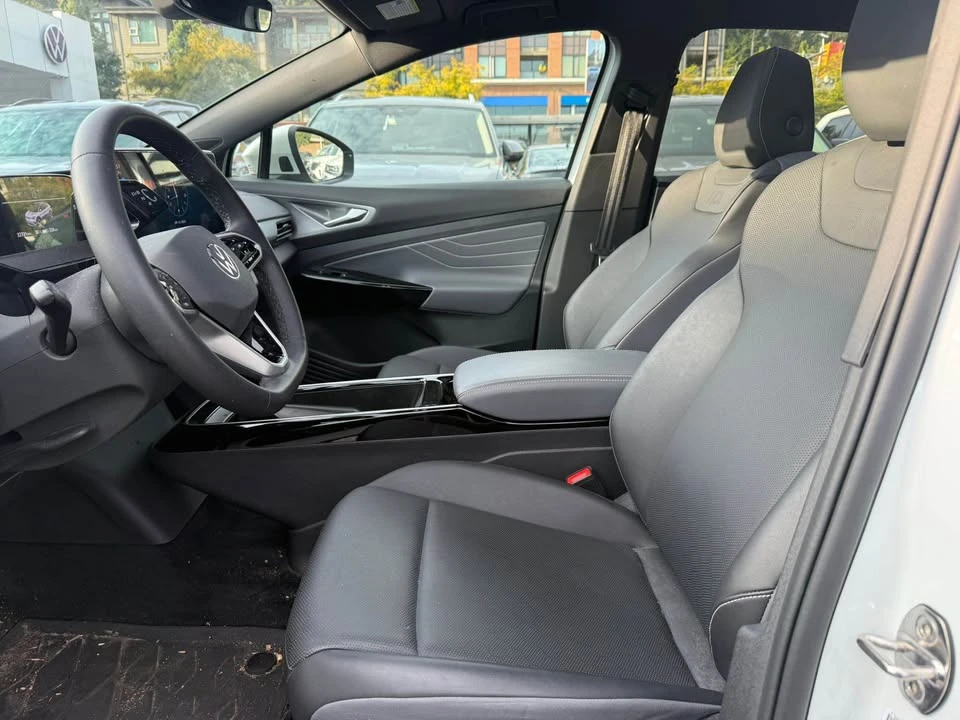 2023 Volkswagen ID.4 - Image 10 of 13