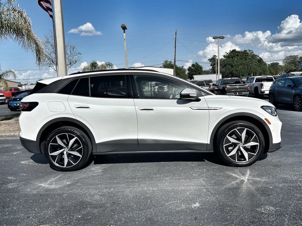 2023 Volkswagen ID.4 - Image 6 of 12
