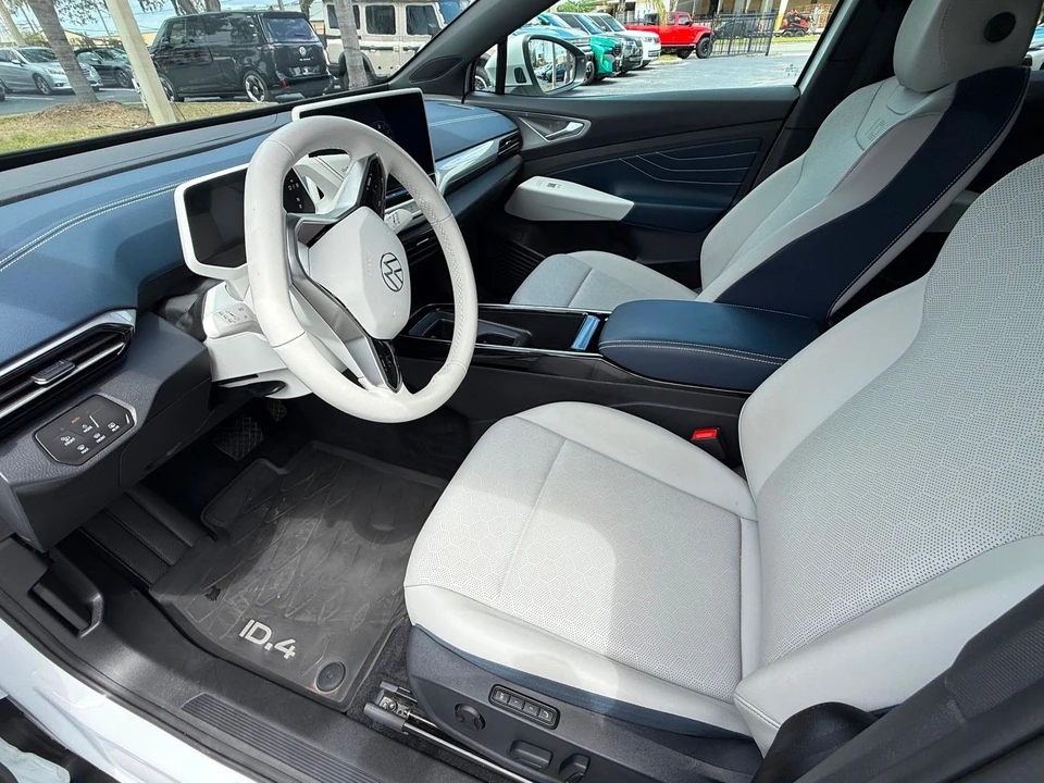 2023 Volkswagen ID.4 - Image 7 of 12