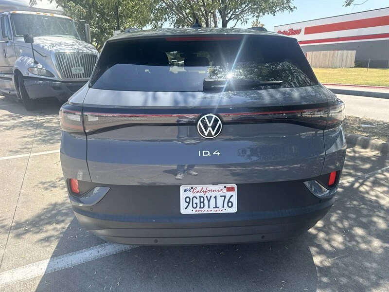2023 Volkswagen ID.4 - Image 5 of 20
