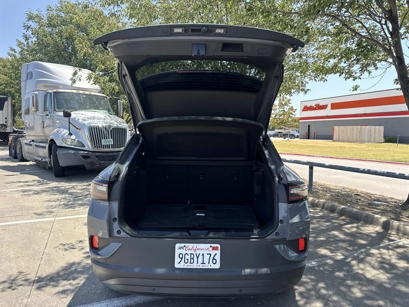 2023 Volkswagen ID.4 - Image 16 of 20
