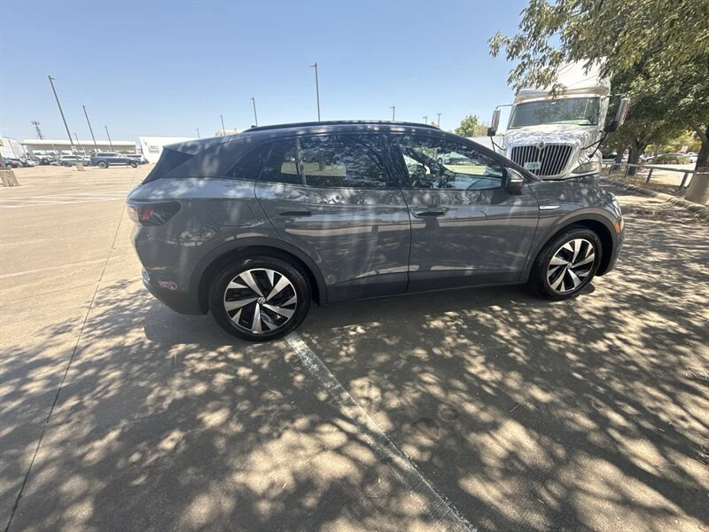 2023 Volkswagen ID.4 - Image 7 of 20