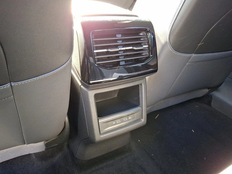 2023 Volkswagen ID.4 - Image 11 of 12
