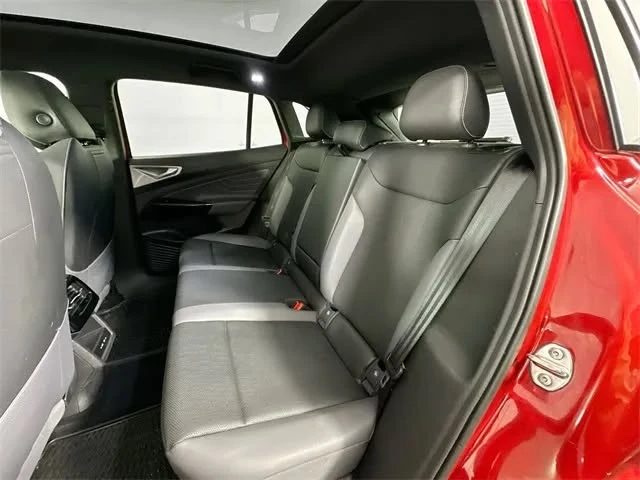 2023 Volkswagen ID.4 - Image 13 of 20