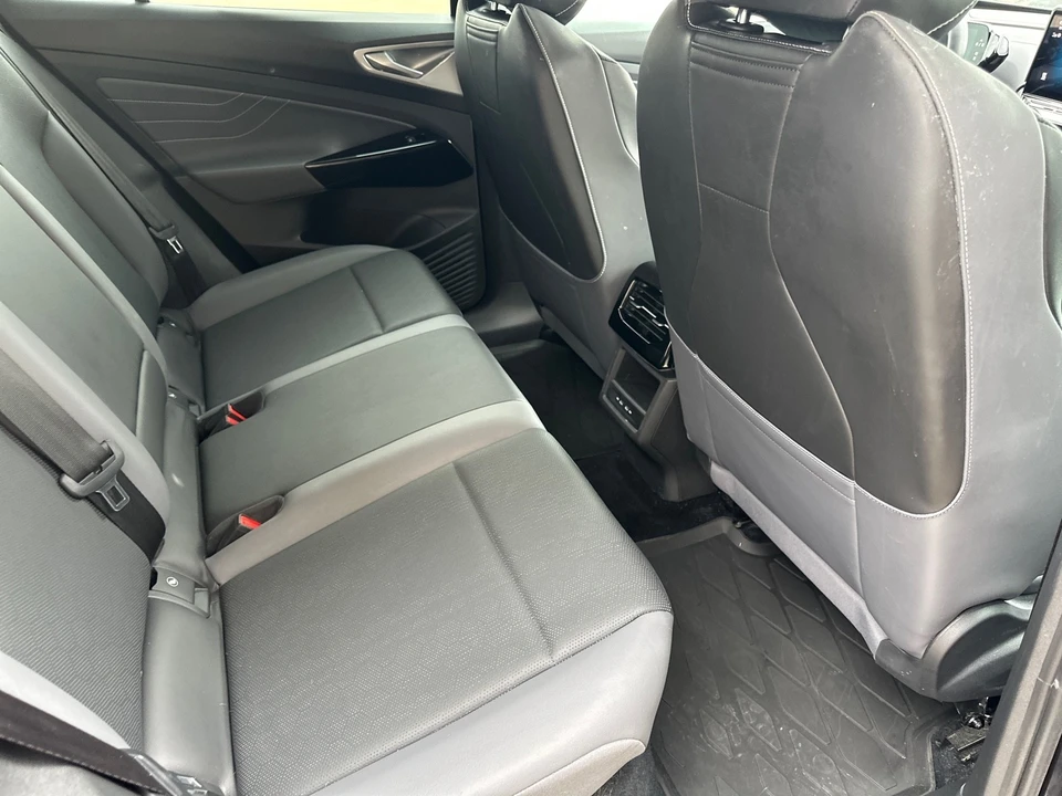 2023 Volkswagen ID.4 - Image 20 of 21