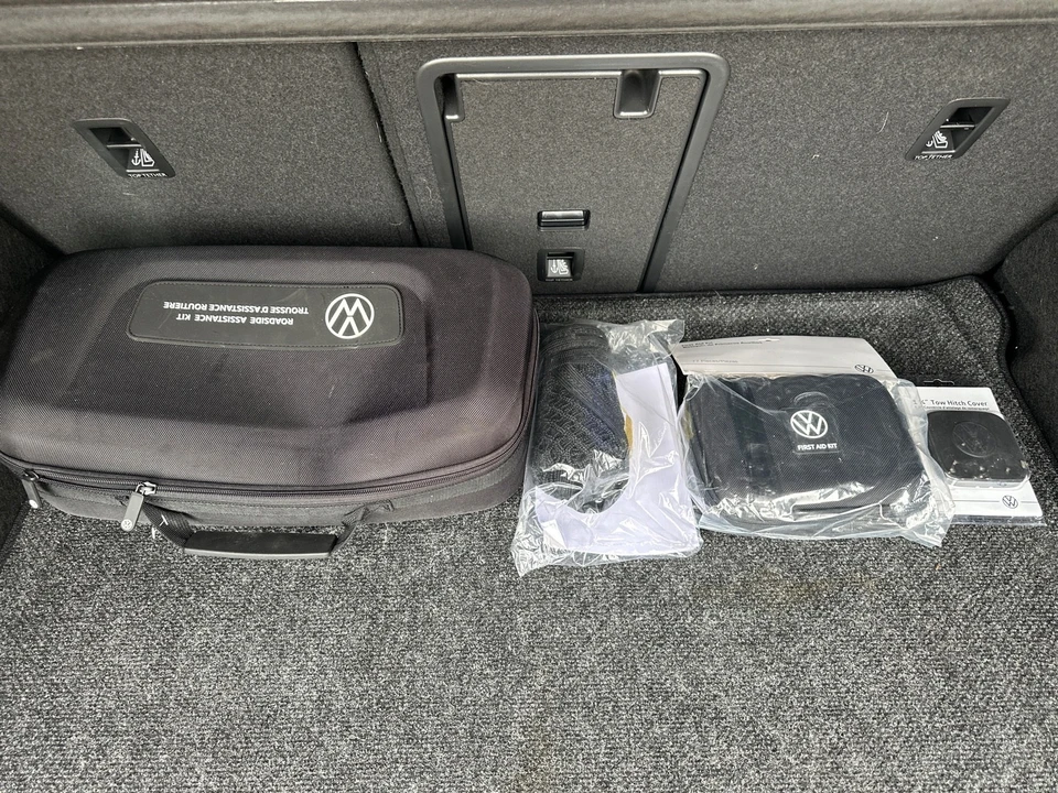 2023 Volkswagen ID.4 - Image 15 of 21