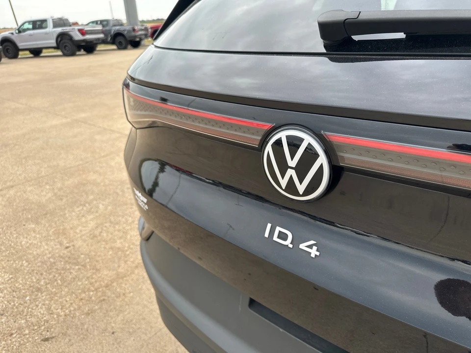 2023 Volkswagen ID.4 - Image 6 of 12