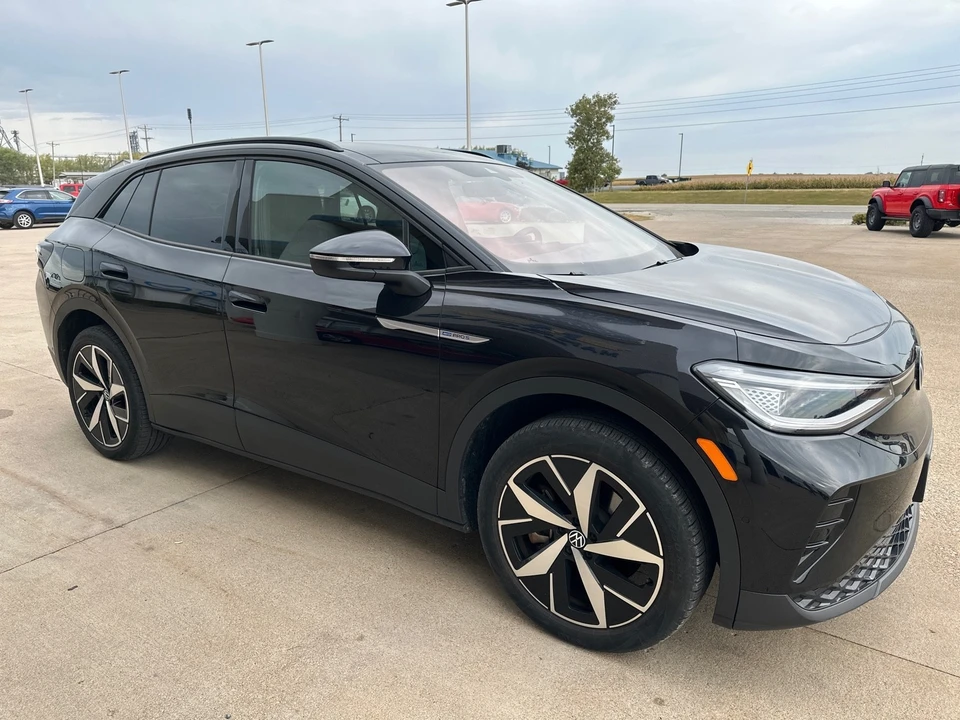 2023 Volkswagen ID.4 - Image 10 of 21