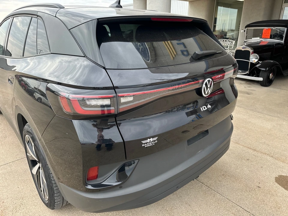 2023 Volkswagen ID.4 - Image 5 of 12