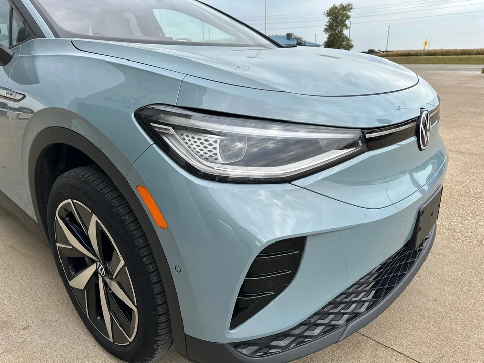 2023 Volkswagen ID.4 - Image 11 of 12