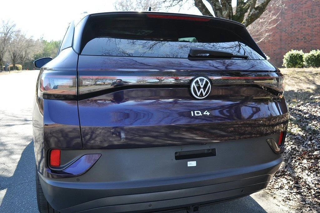 2023 Volkswagen ID.4 - Image 5 of 16
