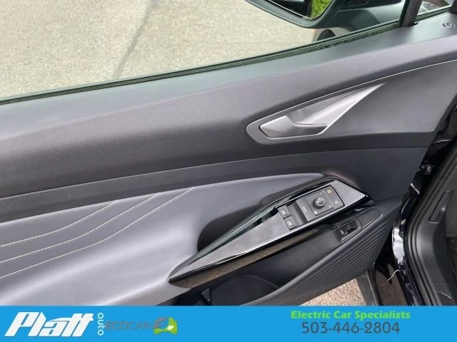 2023 Volkswagen ID.4 - Image 17 of 21