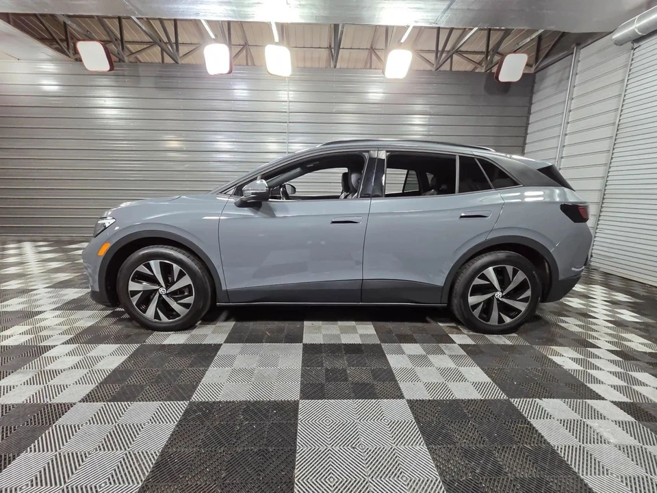 2023 Volkswagen ID.4 - Image 8 of 12