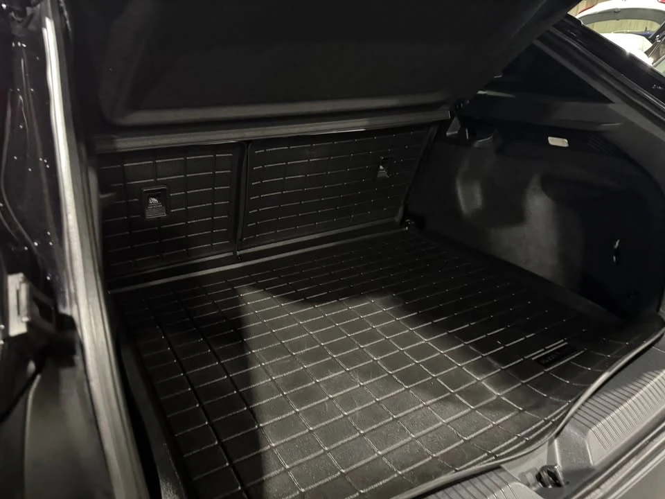 2023 Volkswagen ID.4 - Image 5 of 9