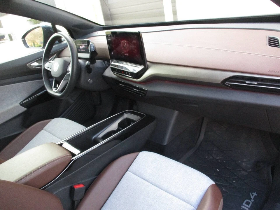 2023 Volkswagen ID.4 - Image 18 of 19