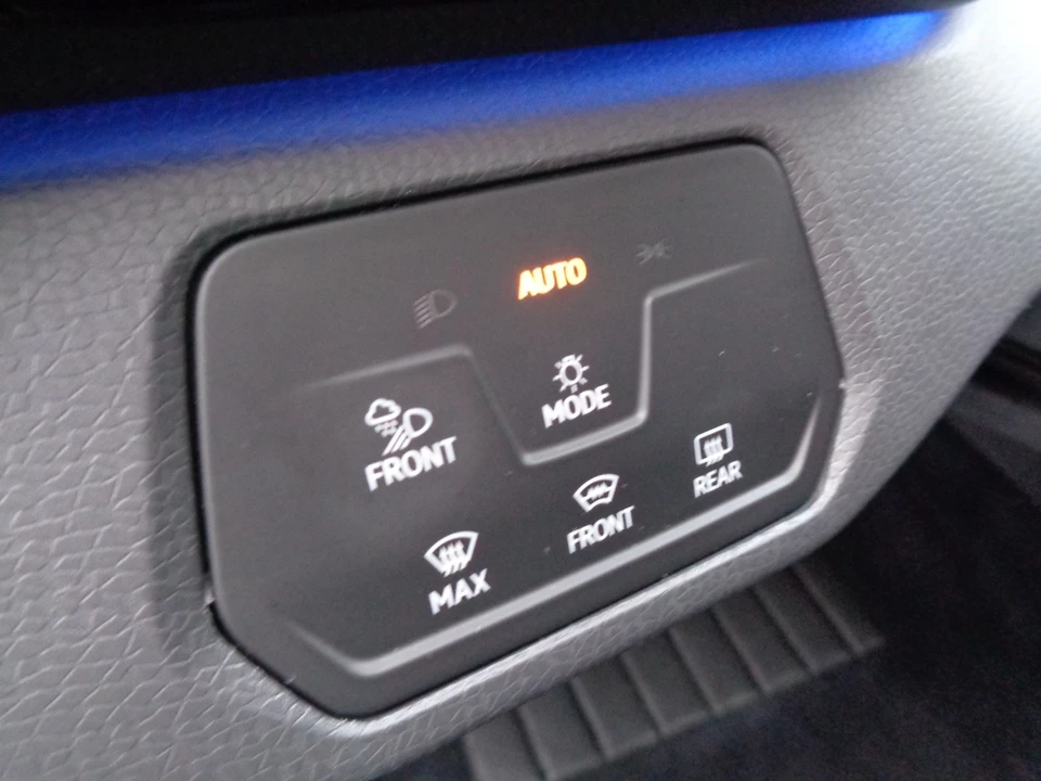 2023 Volkswagen ID.4 - Image 14 of 21
