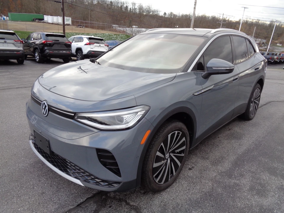 2023 Volkswagen ID.4 - Image 9 of 21