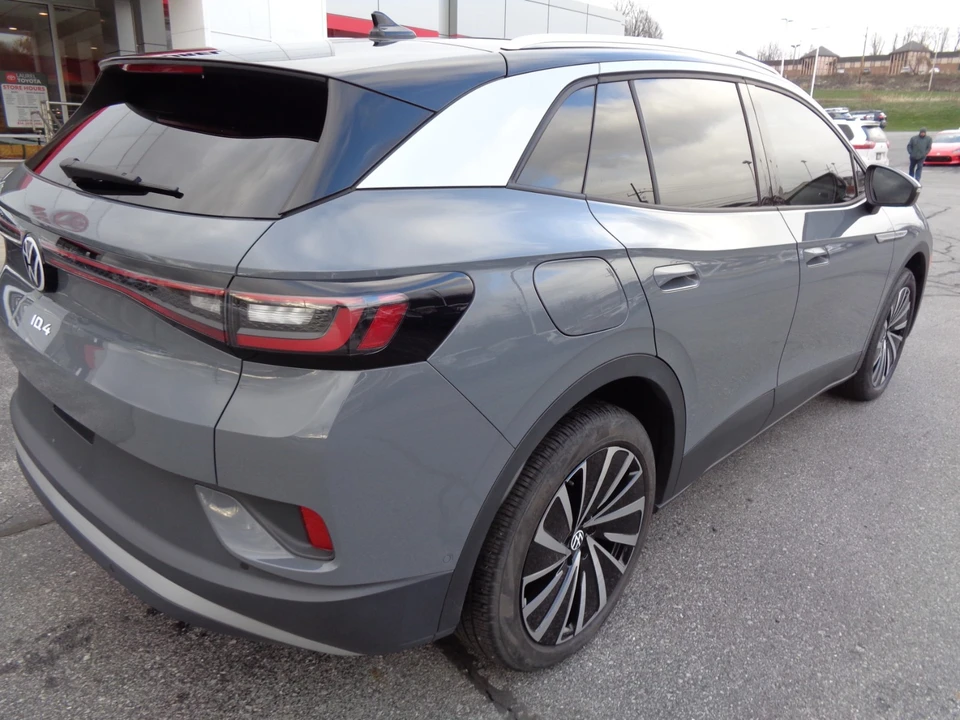 2023 Volkswagen ID.4 - Image 5 of 21