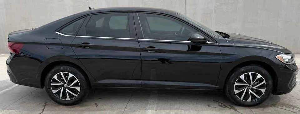 2023 Volkswagen A7 Jetta - Image 8 of 17
