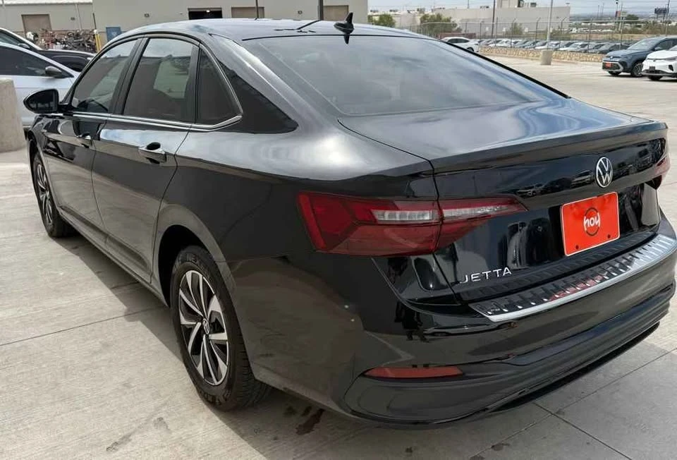 2023 Volkswagen A7 Jetta - Image 5 of 17